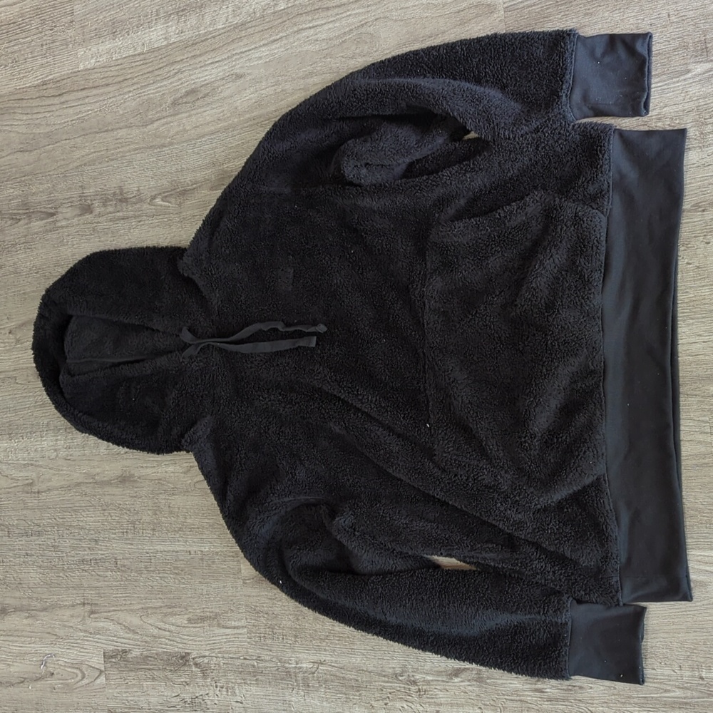 EUC Black Sherpa Hooded Sweatshirt - So Brand - Size XL